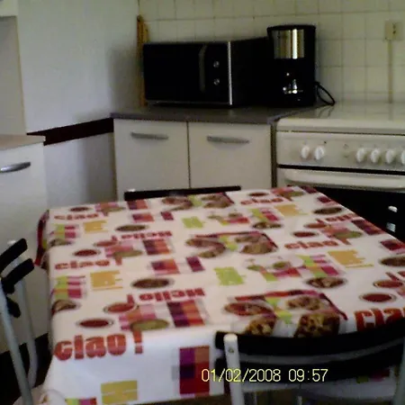 2 Pers. Avec Jardin 70073 Apartamento Cazaubon